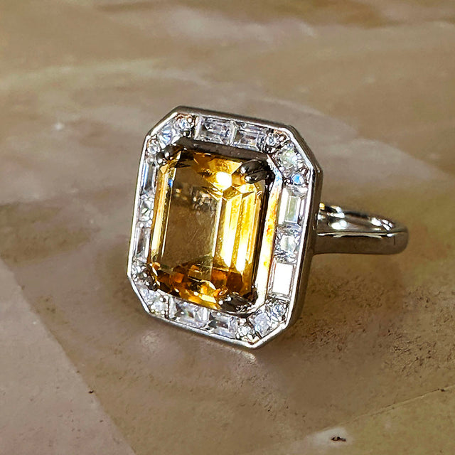 Anillo con citrina