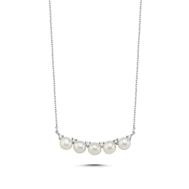 Gargantilla con perlas