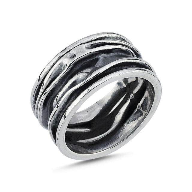 Anillo de formas orgánicas