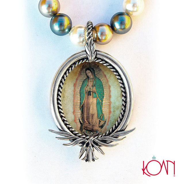 Medallón de la Virgen