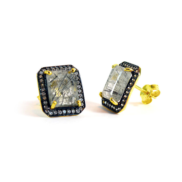 Aretes dorados de plata con cuarzos reticulados y circonias