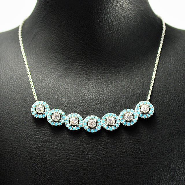 Gargantilla de plata con turquesas