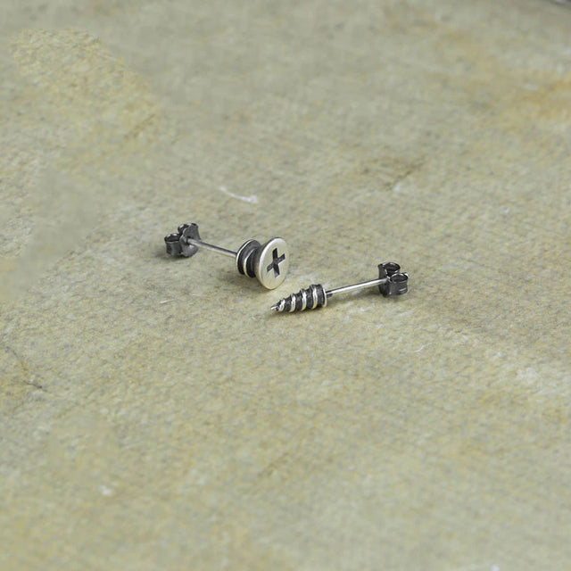 Aretes asimétricos de tornillo